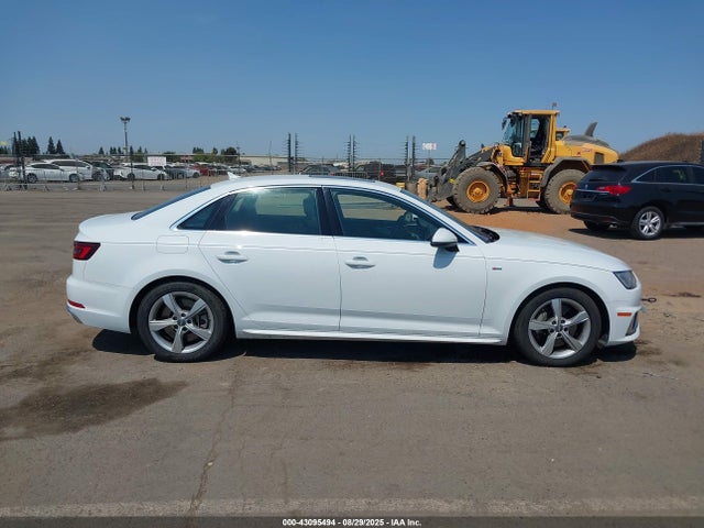 Audi A4 2019 WAUDNAF42KA035314 Image 13