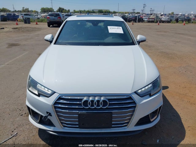 2019 AUDI A4 WAUDNAF42KA035314 Photo 5