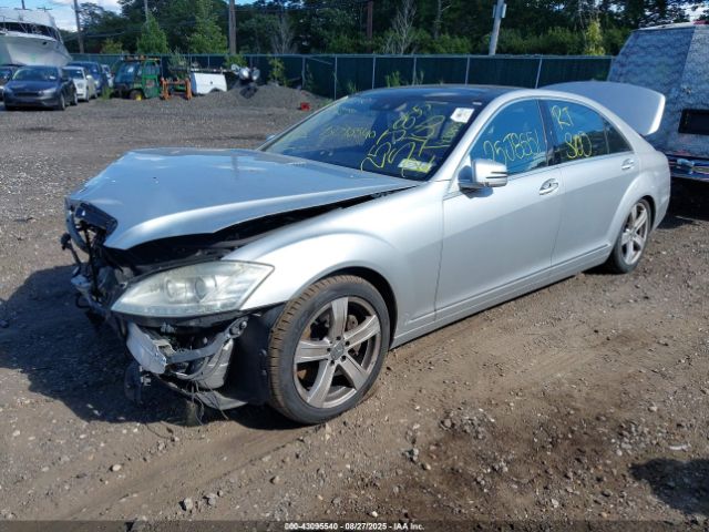 2010 MERCEDES-BENZ S 550 WDDNG8GB8AA349626 Photo 1