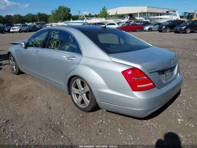 2010 MERCEDES-BENZ S 550 WDDNG8GB8AA349626 Photo 2