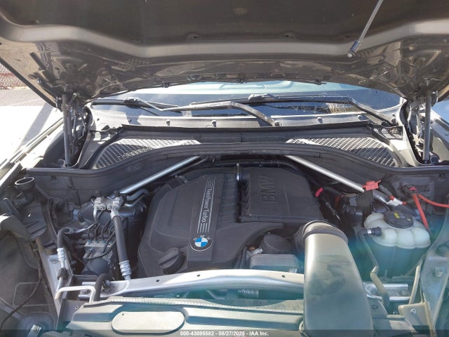 5UXKR0C50G0P34832 BMW X5