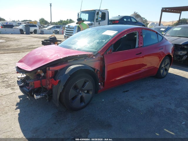 2021 TESLA MODEL 3 5YJ3E1EB8MF998985 Photo 1