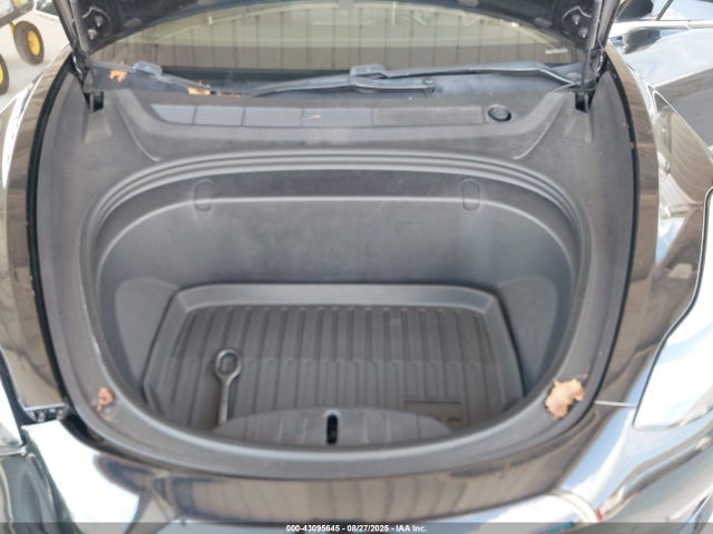 2019 TESLA MODEL 3 5YJ3E1EA7KF484565 Photo 9