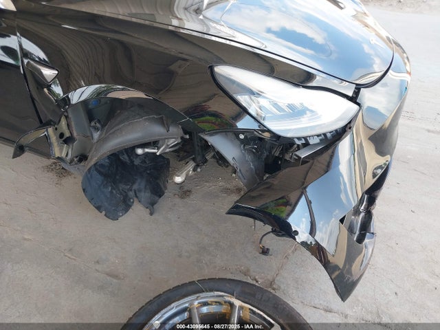 2019 TESLA MODEL 3 5YJ3E1EA7KF484565 Photo 5