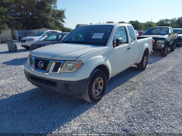Nissan Frontier 2014 1N6BD0CT8EN769002 Image 2