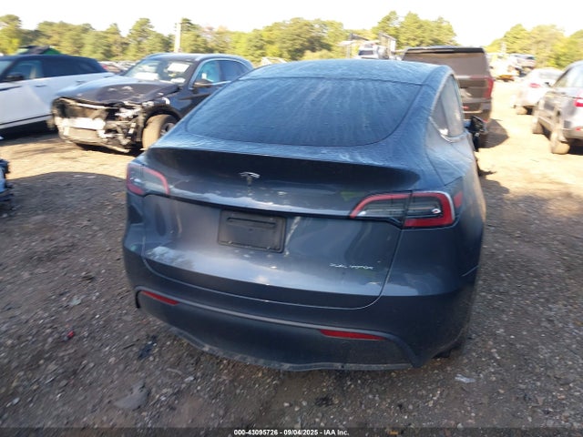 7SAYGDEE6PA098084 Tesla Model Y