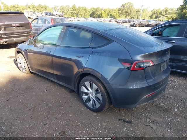 7SAYGDEE6PA098084 Tesla Model Y