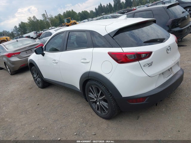 Mazda pe 2017 JM1DKFC79H0165662 Image 3