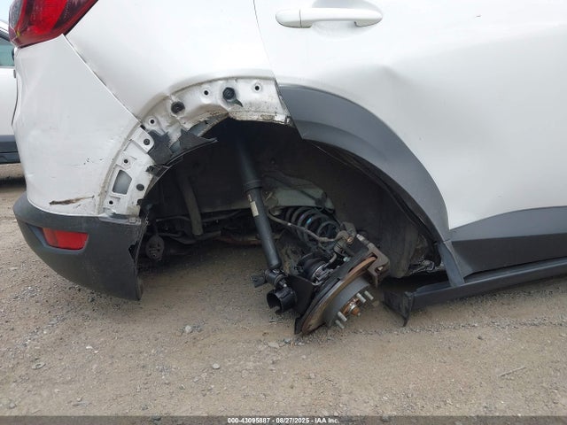 Mazda pe 2017 JM1DKFC79H0165662 Image 6