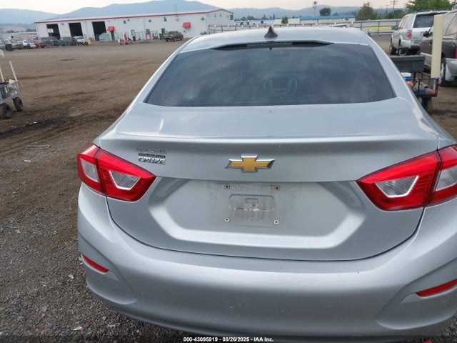 1G1BC5SM8J7118831 Chevrolet le2 -di: direct injection, vvt: variable valve timing, gen, alum