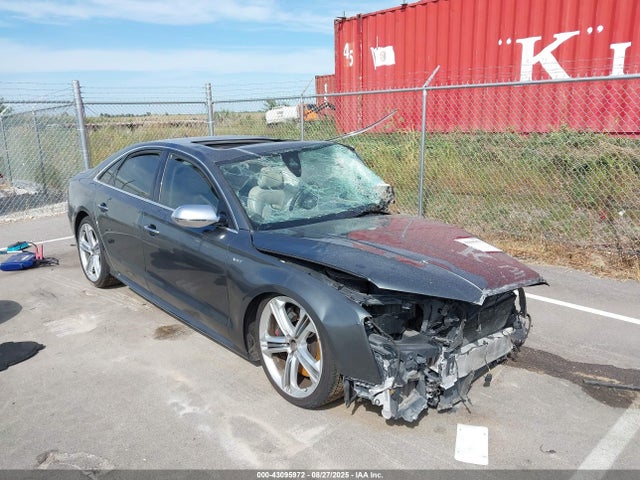 2015 AUDI S8 WAUK2AFD2FN016342