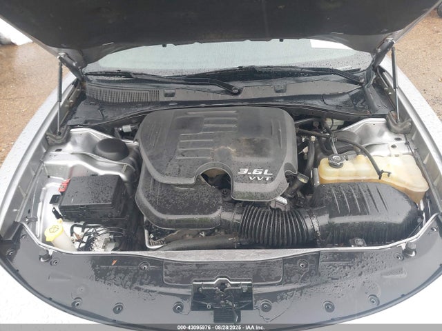 2C3CDXBG5FH900244 Dodge 2015