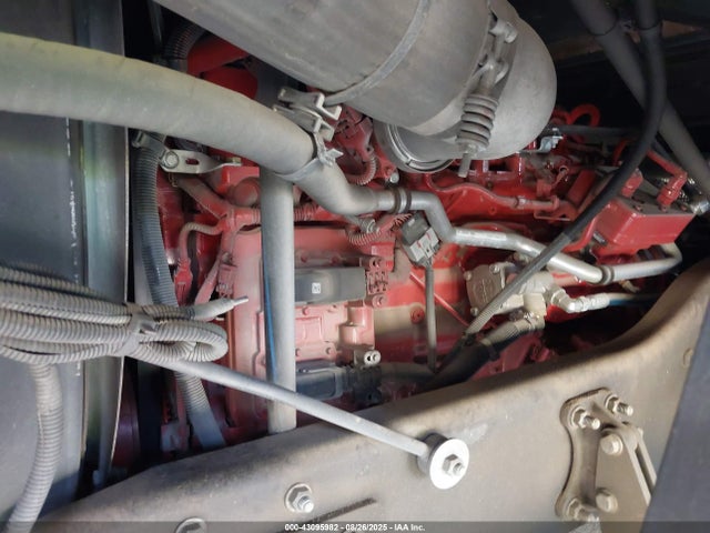 Freightliner cummins b6.7 2023 4UZACHFCXPCUD9444 Image 29