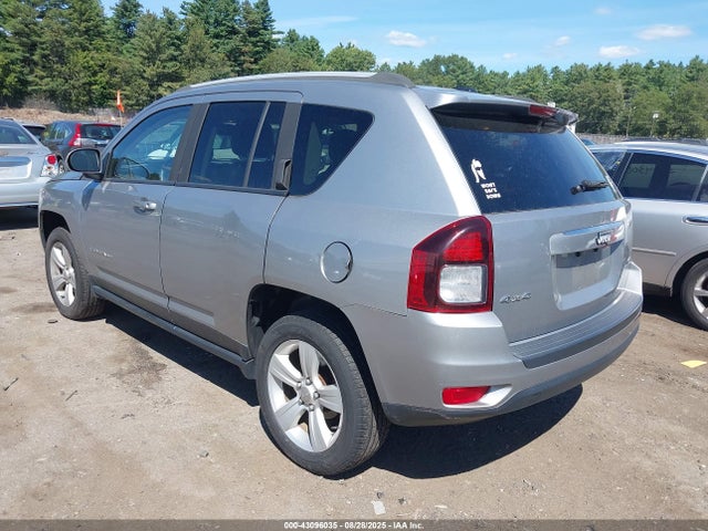 Jeep 2016 2016 1C4NJDEB9GD685316 Image 3