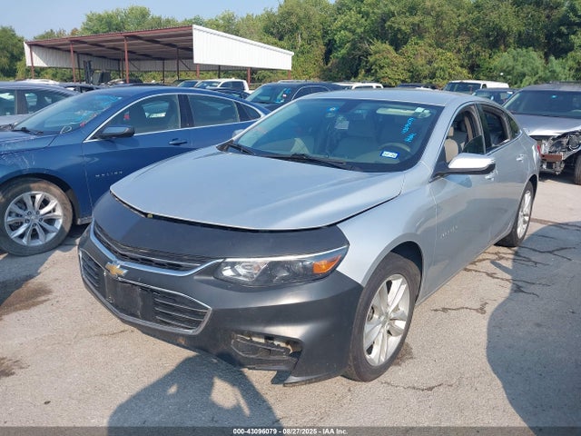 Chevrolet lfv - direct injection, variable valve timing, gen 1 2018 1G1ZD5ST4JF181630 Image 2