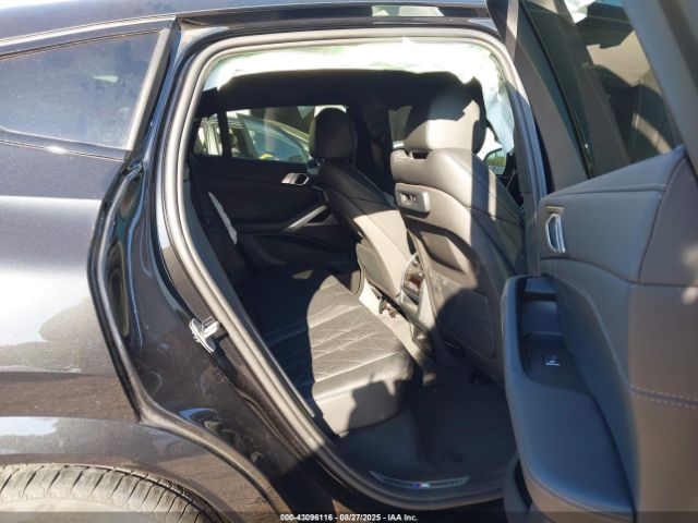 2023 BMW X6 5UXCY6C09P9P42776 Photo 7