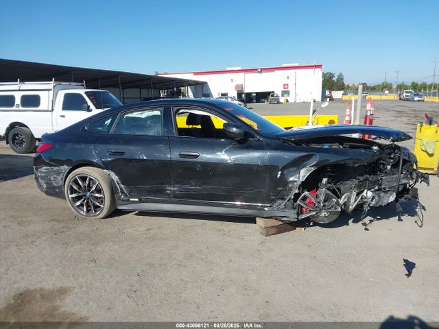 BMW 2024 2024 WBY33AW09RFT41259 Image 13
