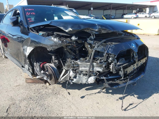 BMW 2024 2024 WBY33AW09RFT41259 Image 6