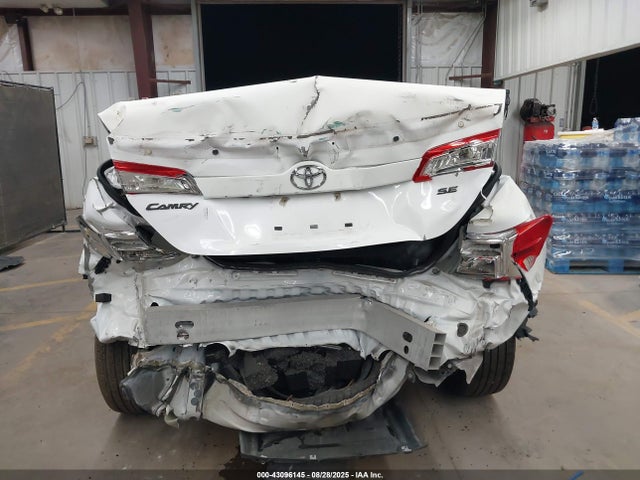 Toyota CAMRY SE 2014 4T1BF1FK8EU411731 Image 16