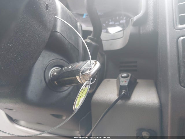 Ford F-350 Chassis Xl 2019 1FD8W3HT9KEE99304 Image 10