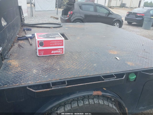 Ford F-350 Chassis Xl 2019 1FD8W3HT9KEE99304 Image 6