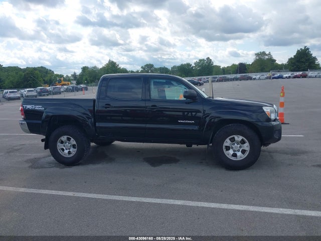 Toyota Tacoma Base V6 2015 3TMLU4EN7FM177129 Image 13