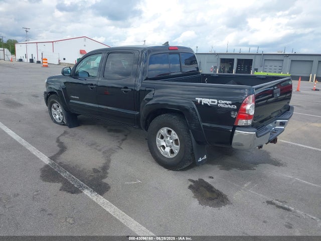 Toyota Tacoma Base V6 2015 3TMLU4EN7FM177129 Image 3