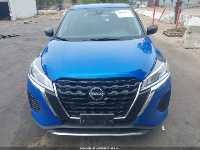 Nissan 2022 2022 3N1CP5BV5NL485568 Image 12