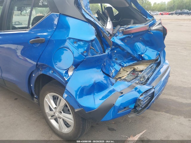 Nissan 2022 2022 3N1CP5BV5NL485568 Image 6
