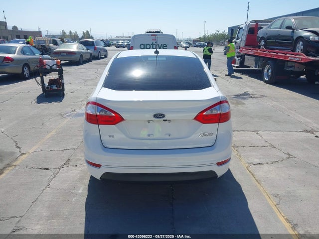 Ford Fiesta 2019 3FADP4BJ4KM110971 Image 16