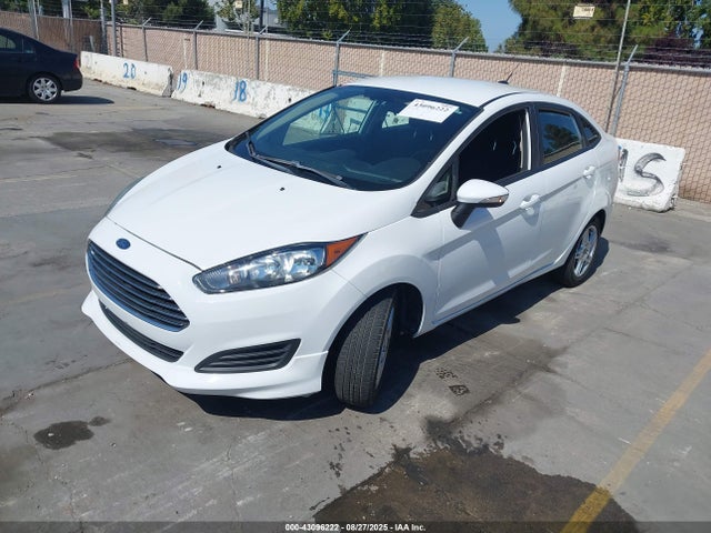 Ford Fiesta 2019 3FADP4BJ4KM110971 Image 2