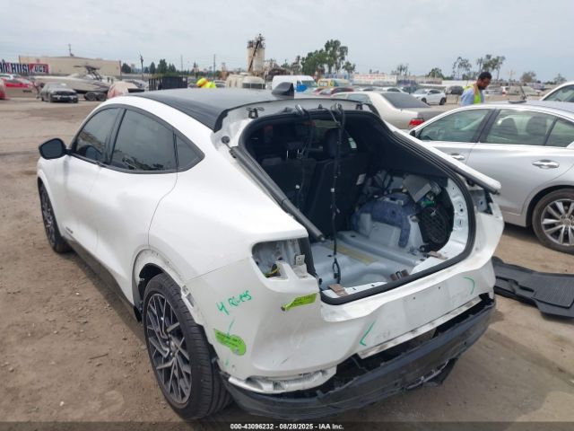 2022 FORD MUSTANG MACH-E 3FMTK4SX5NMA52328 Photo 2