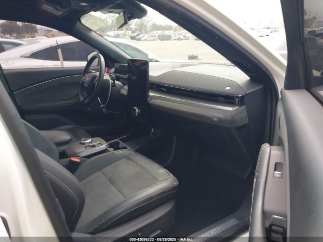 2022 FORD MUSTANG MACH-E 3FMTK4SX5NMA52328 Photo 4
