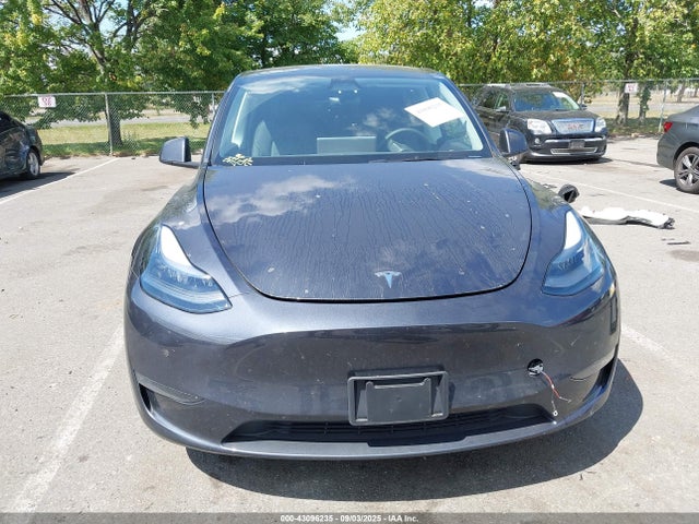 7SAYGDEE9RA254184 Tesla Model Y