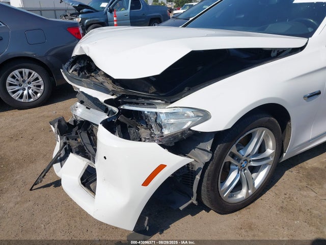 BMW 528I 2015 WBA5A5C57FD519388 Image 18