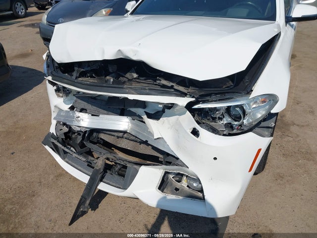 BMW 528I 2015 WBA5A5C57FD519388 Image 19