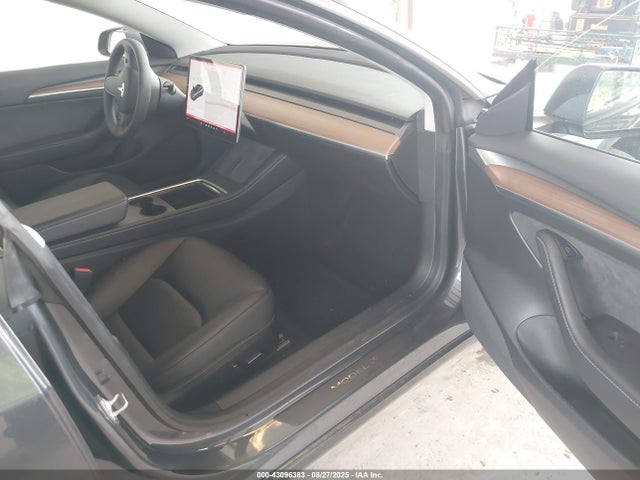 Tesla MODEL 3 2022 5YJ3E1EB0NF114734 Image 5
