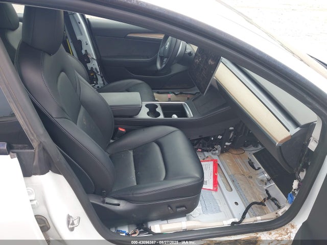 2021 TESLA MODEL 3 5YJ3E1EA9MF098846 Photo 4