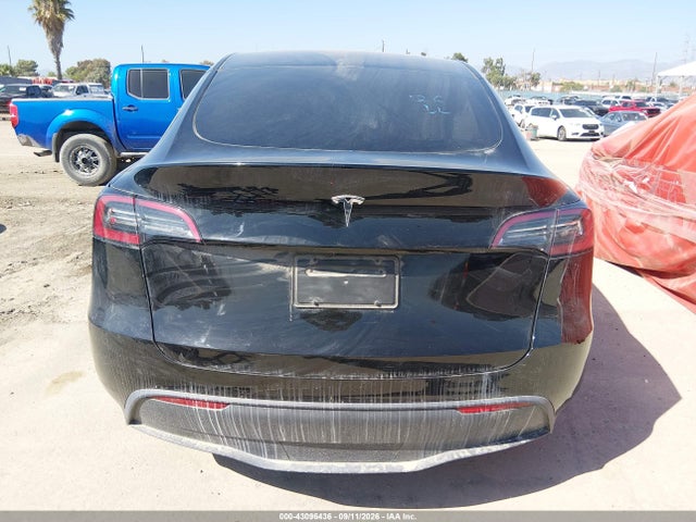 7SAYGDED0RF014743 Tesla Model Y Rwd