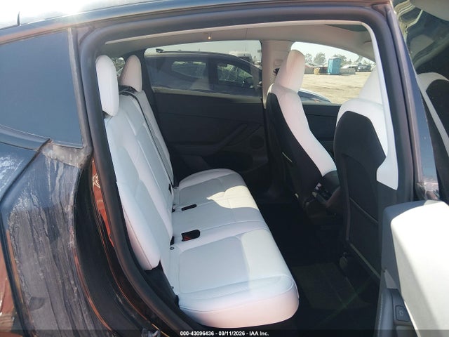 7SAYGDED0RF014743 Tesla Model Y Rwd