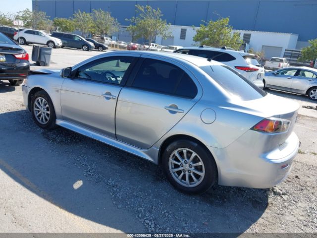 2010 MITSUBISHI LANCER JA32U2FU6AU028428 Photo 2