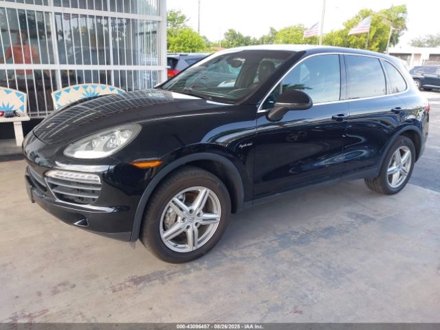 2011 PORSCHE CAYENNE HYBRID WP1AE2A20BLA92714 Photo 1