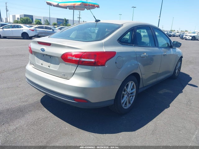 Ford Focus 2016 1FADP3F28GL276626 Image 4