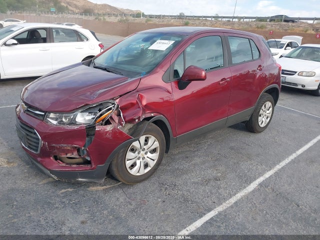 3GNCJKSB7HL169071 Chevrolet TRAX LS