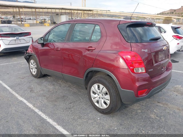 3GNCJKSB7HL169071 Chevrolet TRAX LS