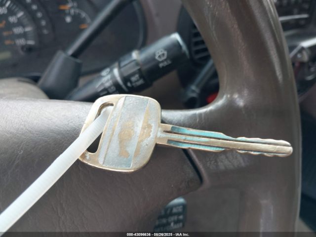 2000 TOYOTA TUNDRA 5TBKT4413YS045977 Photo 10