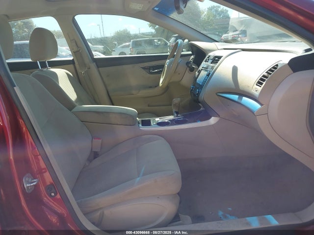 1N4AL3AP4EC325142 Nissan Altima