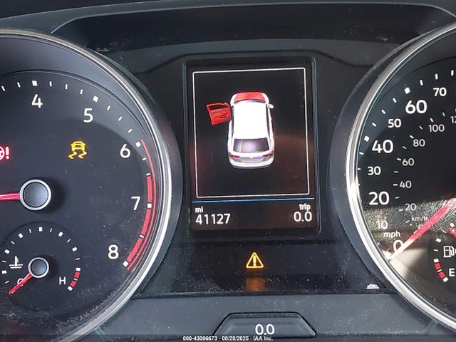 3VV2B7AX4JM217784 Volkswagen 2018