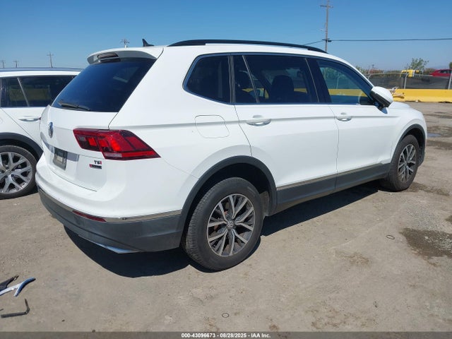 3VV2B7AX4JM217784 Volkswagen 2018
