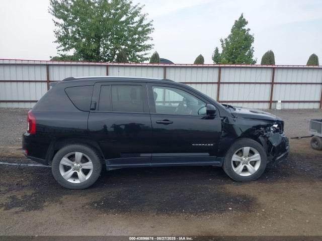 Jeep 2015 2015 1C4NJDEB5FD258794 Image 13